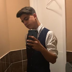 Meet your Posher, Chris